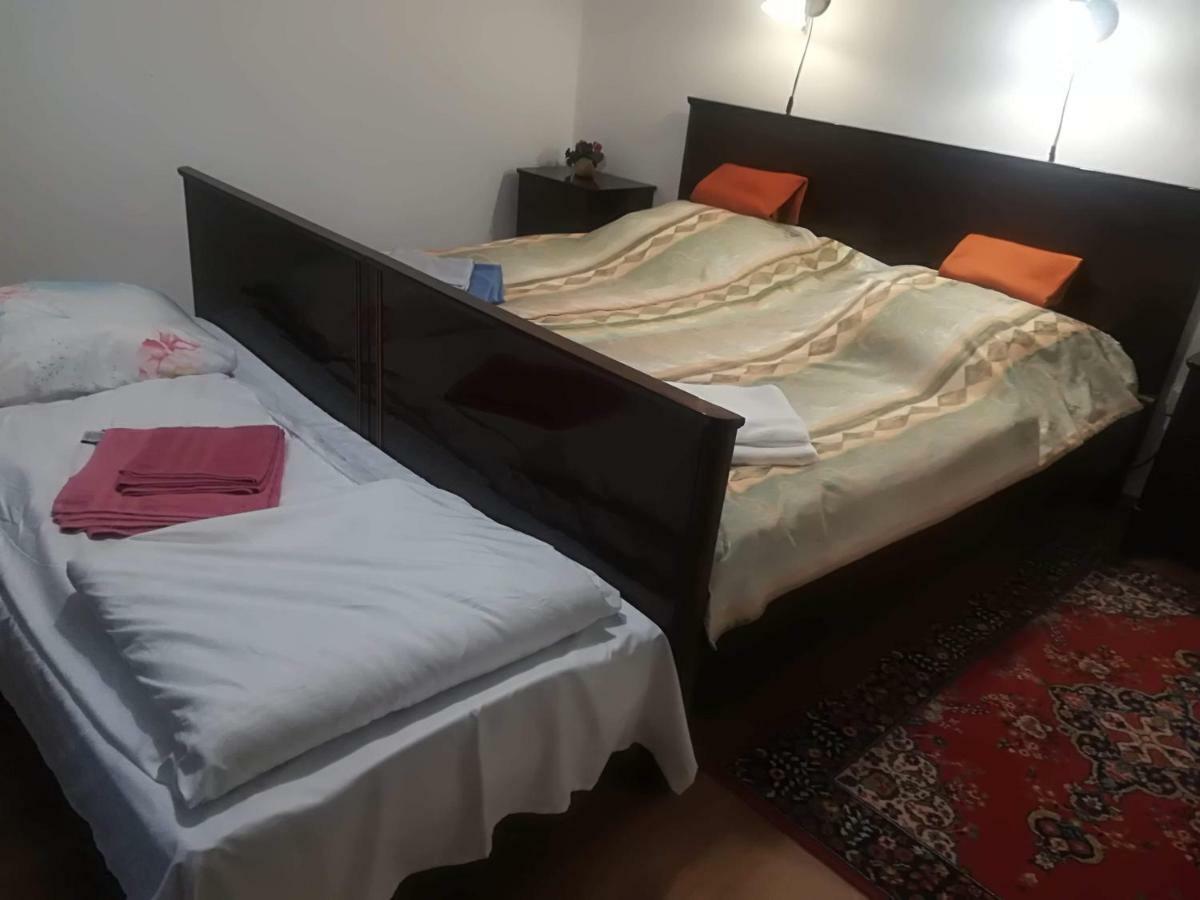 Terez Haza Hotel Pazmand Eksteriør billede